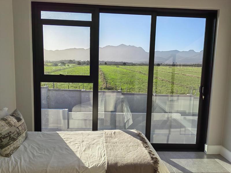 4 Bedroom Property for Sale in Kingswood Golf Estate Western Cape